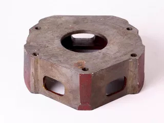Belarus/MTZ brake drum with a hole 1221 (1)